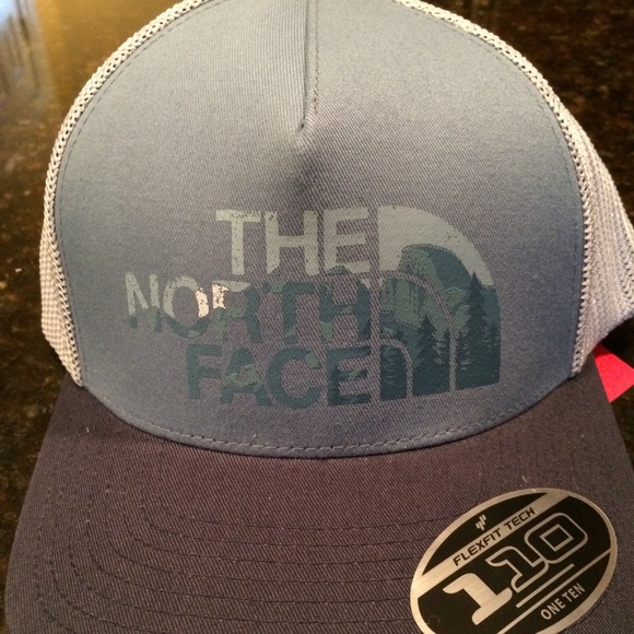 The North Face Flexfit Trucker Hat Blue 